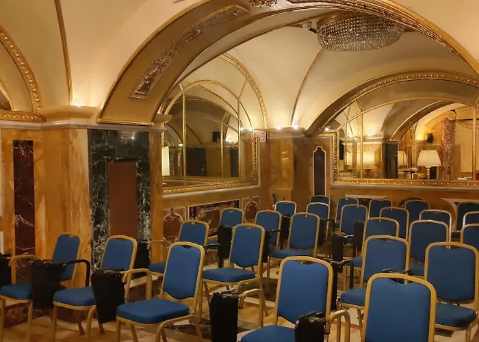 Hotel Des Epoques