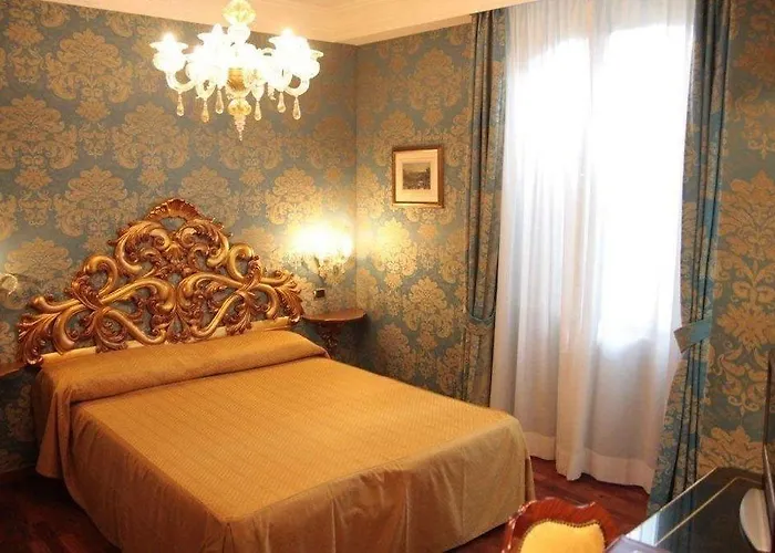 Des Epoques Hotel