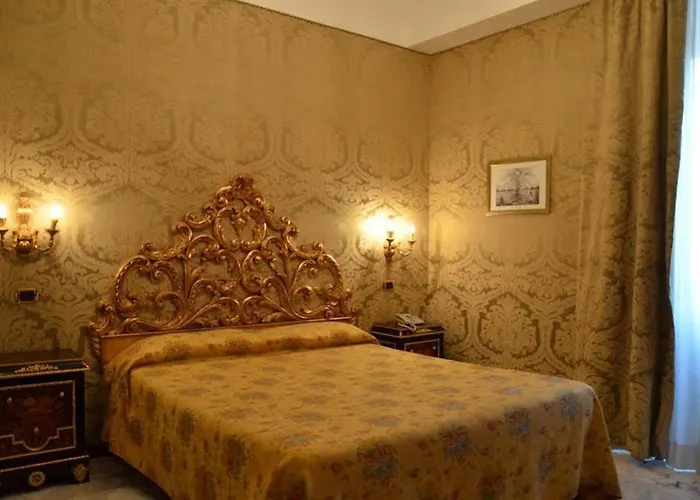 Hotel Des Epoques Roma